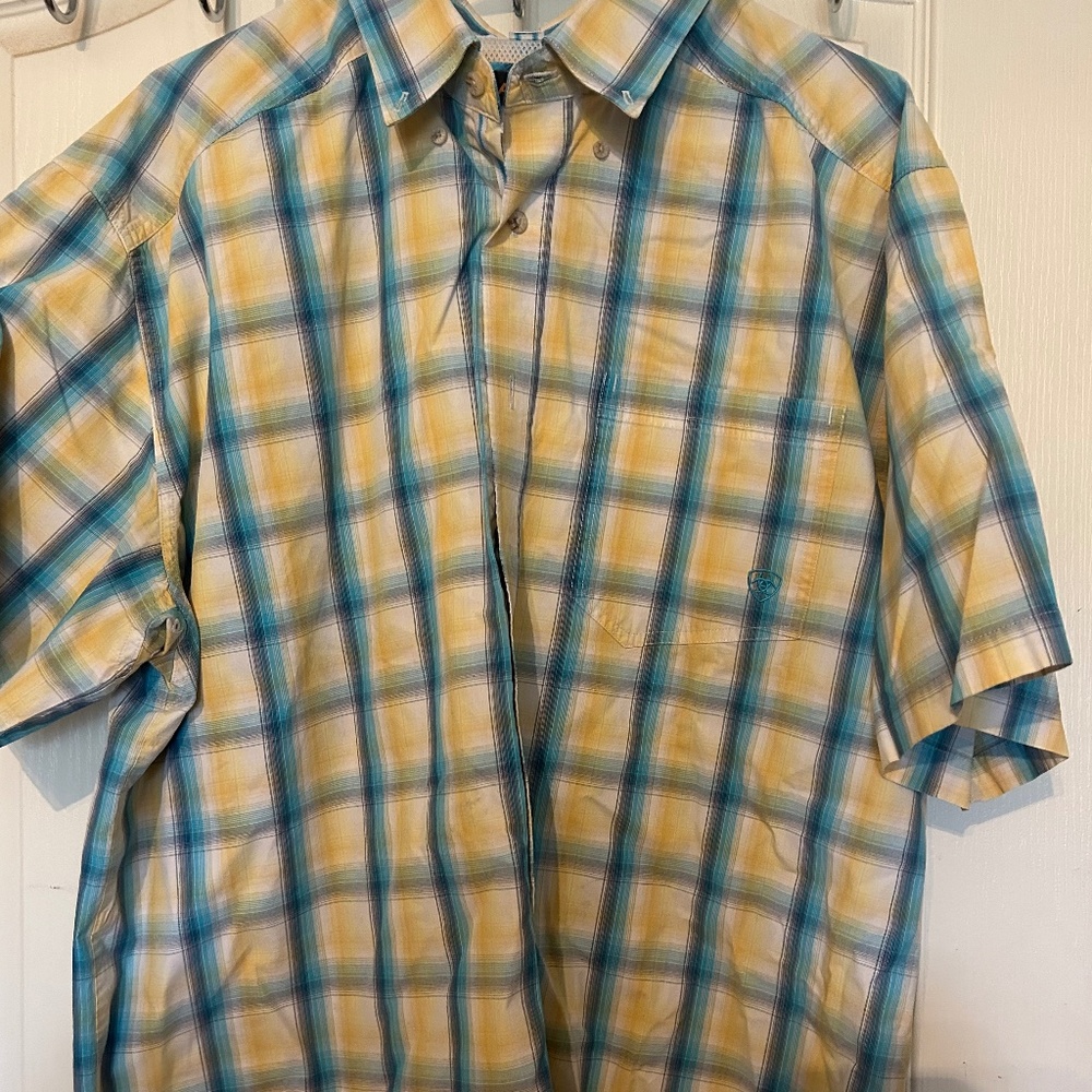 Ariat men’s button up